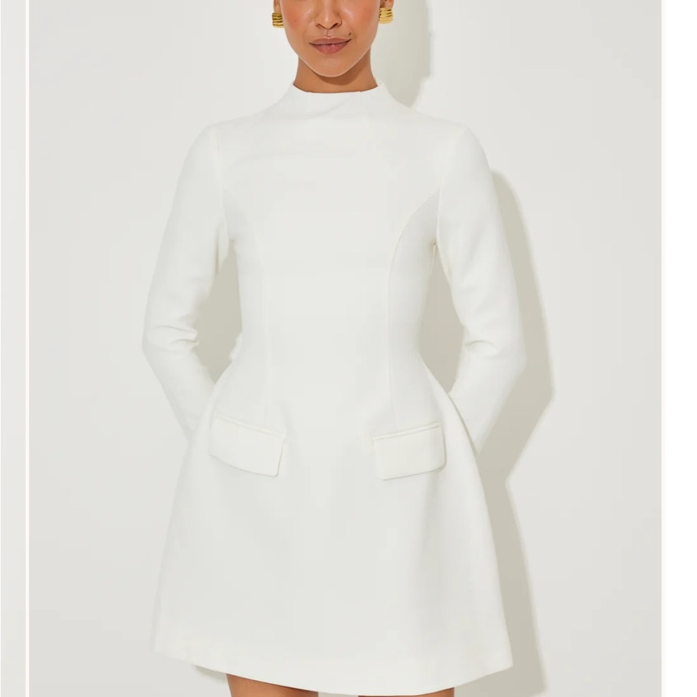 Chic White Long Sleeve Dress